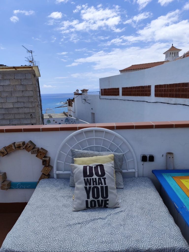 Terrazza con divani
