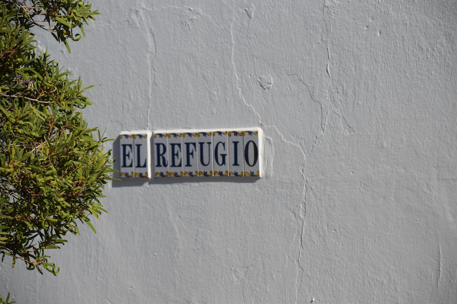 Casa Refugio - targa