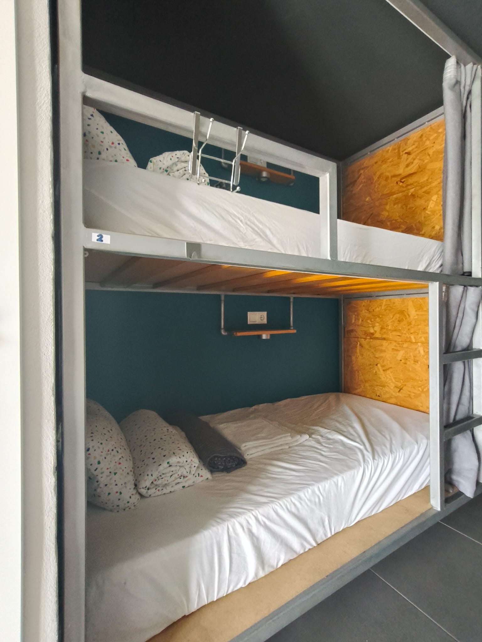Interni Sisters Hostel