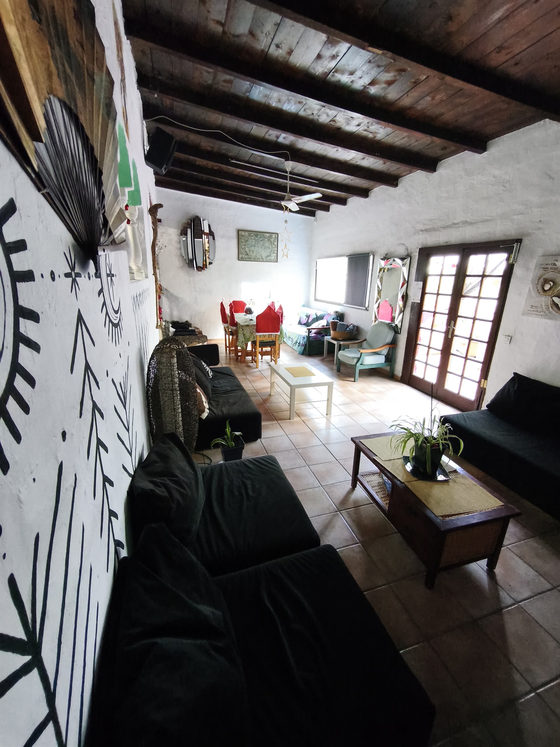 Surf House 8