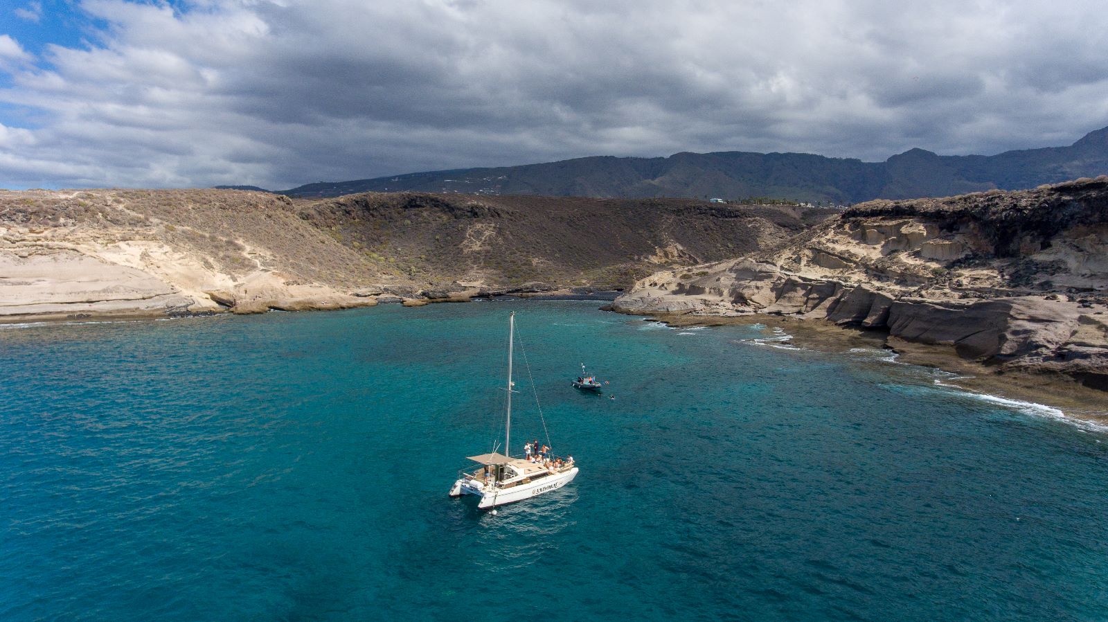 Catamarano - costa