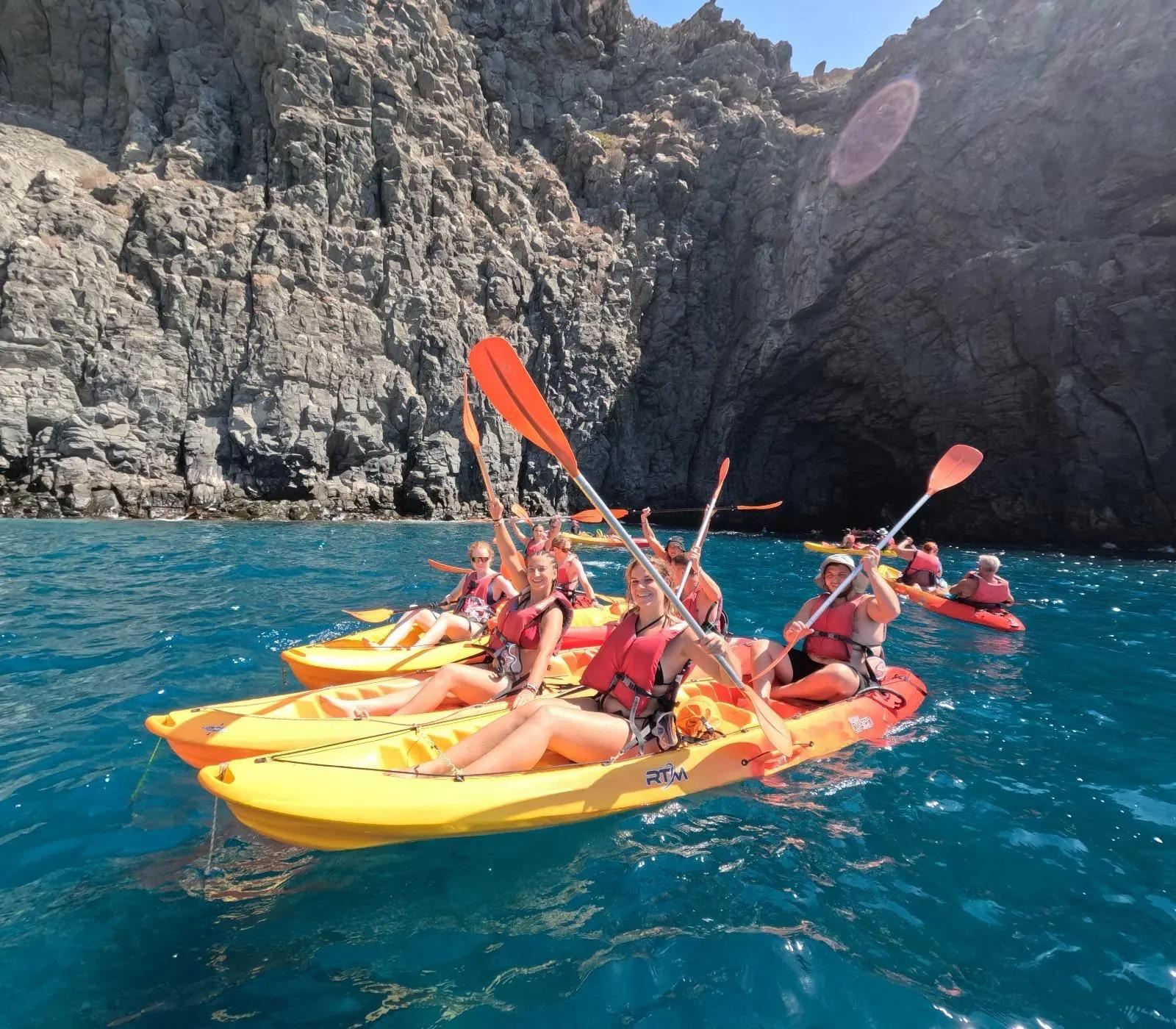 Kayak 12