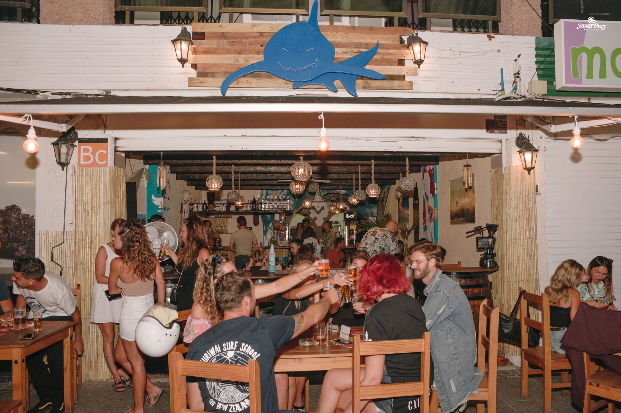 Surf Bar 12